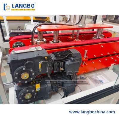 630mm Plastic Extruder Machine doppia vite per tubi in PVC