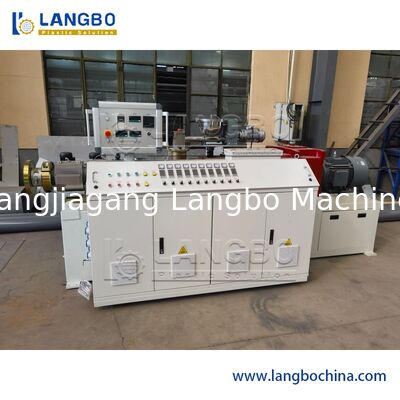 Estrusore a vite del gemello del PVC della tubatura dell'acqua, macchina di plastica dell'estrusione di controllo automatico