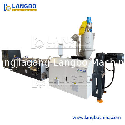 Macchina per la produzione di coperture/paralumi per tubi luminosi a LED in PC/PS/PMMA