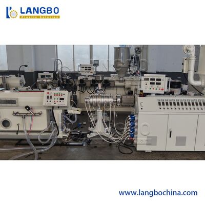 Linea di estrusione per tubi in PE con stampi personalizzabili per ridurre i guasti delle attrezzature