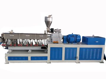 Attrezzatura di plastica dell'estrusione della vite del gemello del materiale dell'ingegnere con 100-200kg/H