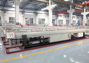 Grande Capataiy vuoto di plastica ad alta velocità di calibratura del tubo di Ppr dell'HDPE della macchina del tubo di iso
