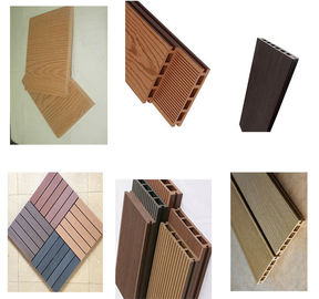 Linea di legno di plastica dell'estrusione di profilo del PVC del composto, macchina dell'estrusione di profilo di Upvc