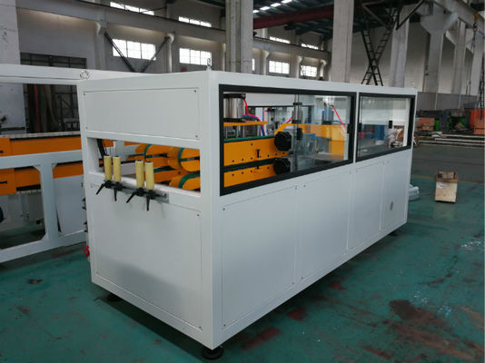 Fabbricazione gemellata della metropolitana del PVC della vite del tubo del PVC di controllo di computer della macchina di plastica dell'estrusione