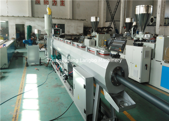 Linea di produzione di tubi di plastica CPVC Pvc 75 - 250 mm