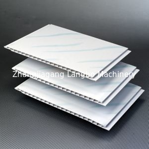 Linea linea dell'estrusione di profilo del PVC di resistenza al fuoco di produzione del pannello di parete di 55KW WPC