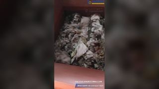 Triturazione di sacchetti in tessuto con un trituratore a doppio albero